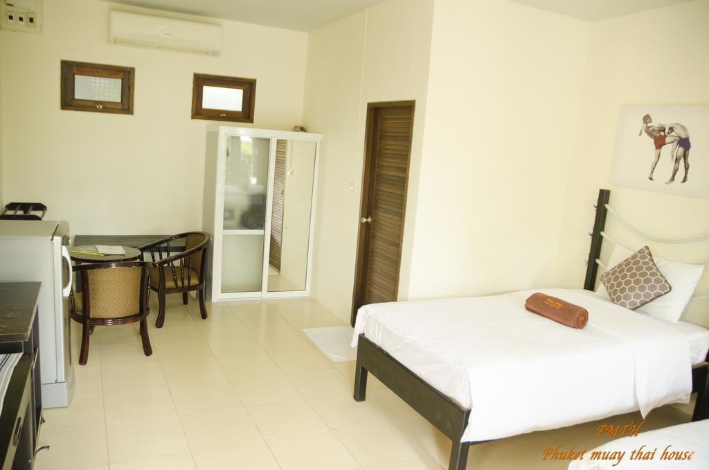 Phuket Muay Thai House Чалонг Экстерьер фото
