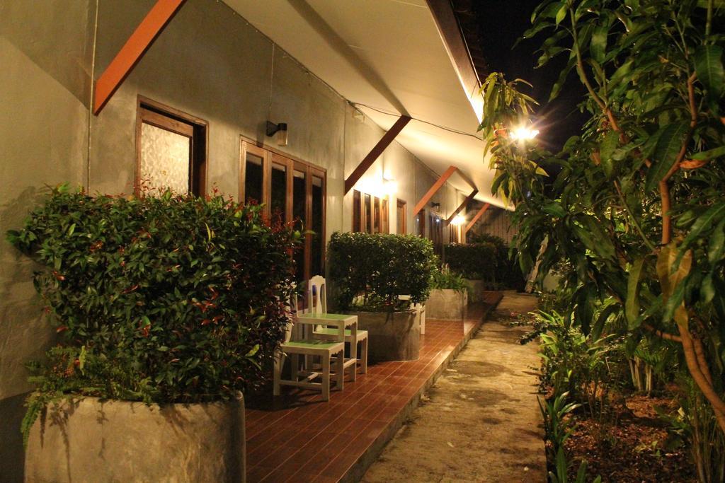 Phuket Muay Thai House Чалонг Экстерьер фото